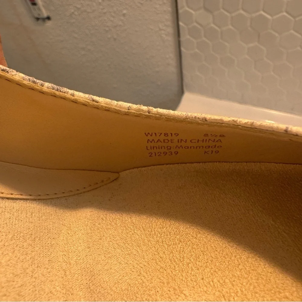 Cole Haan step out